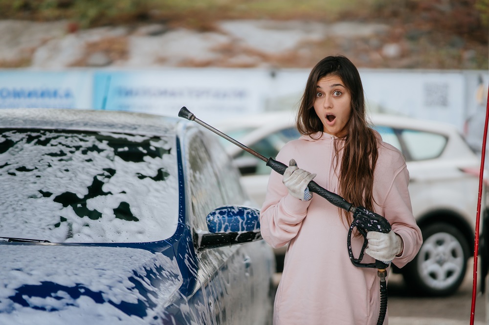 Топ ошибок при самостоятельном уходе за авто